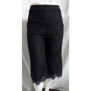 NWT THE COVERII BLACK  LACE SCALLOPED HEMLINE GAUCHO SHORTS SIZE: XS NWT